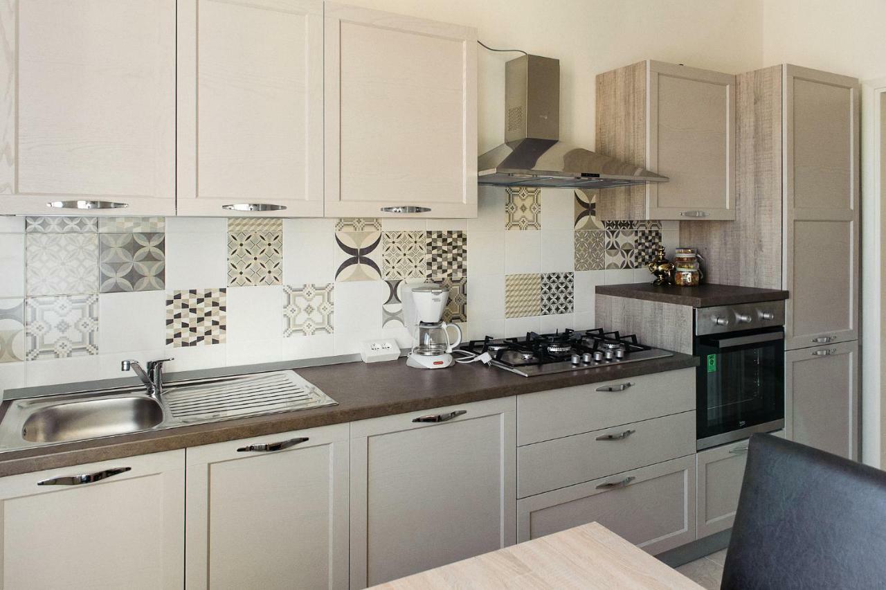 Da Olga Apartman Desenzano del Garda Kültér fotó